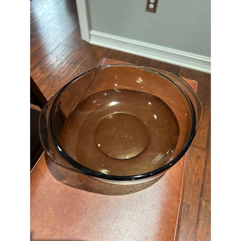 Vintage Pyrex Amber #024 Glass Round 2L Casserole Baking Dish no Lid